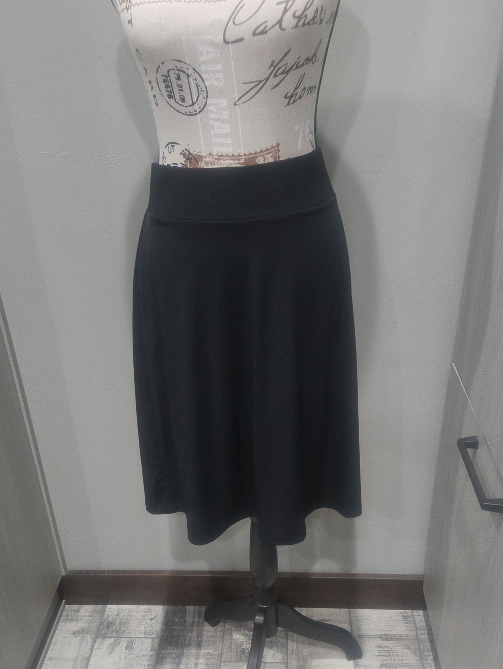 Merona Black A-Line Women’s Skirt